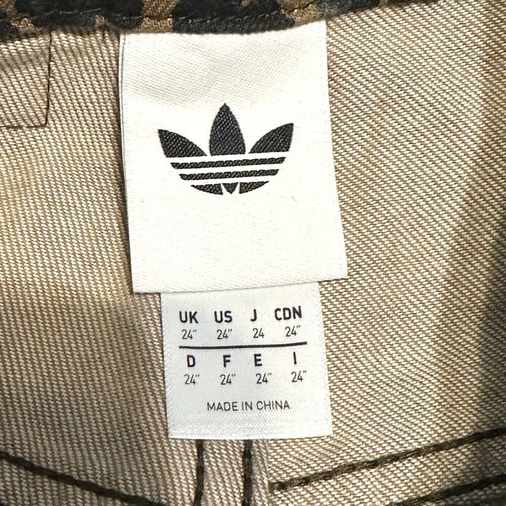 Adidas Originals 3 Stripes Leopard Denim/Bronze Bermuda Shorts KA2676, Womens 24 - Picture 11 of 14